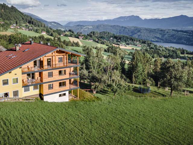 Biohotel Bacherhof Hotel und Ausblick